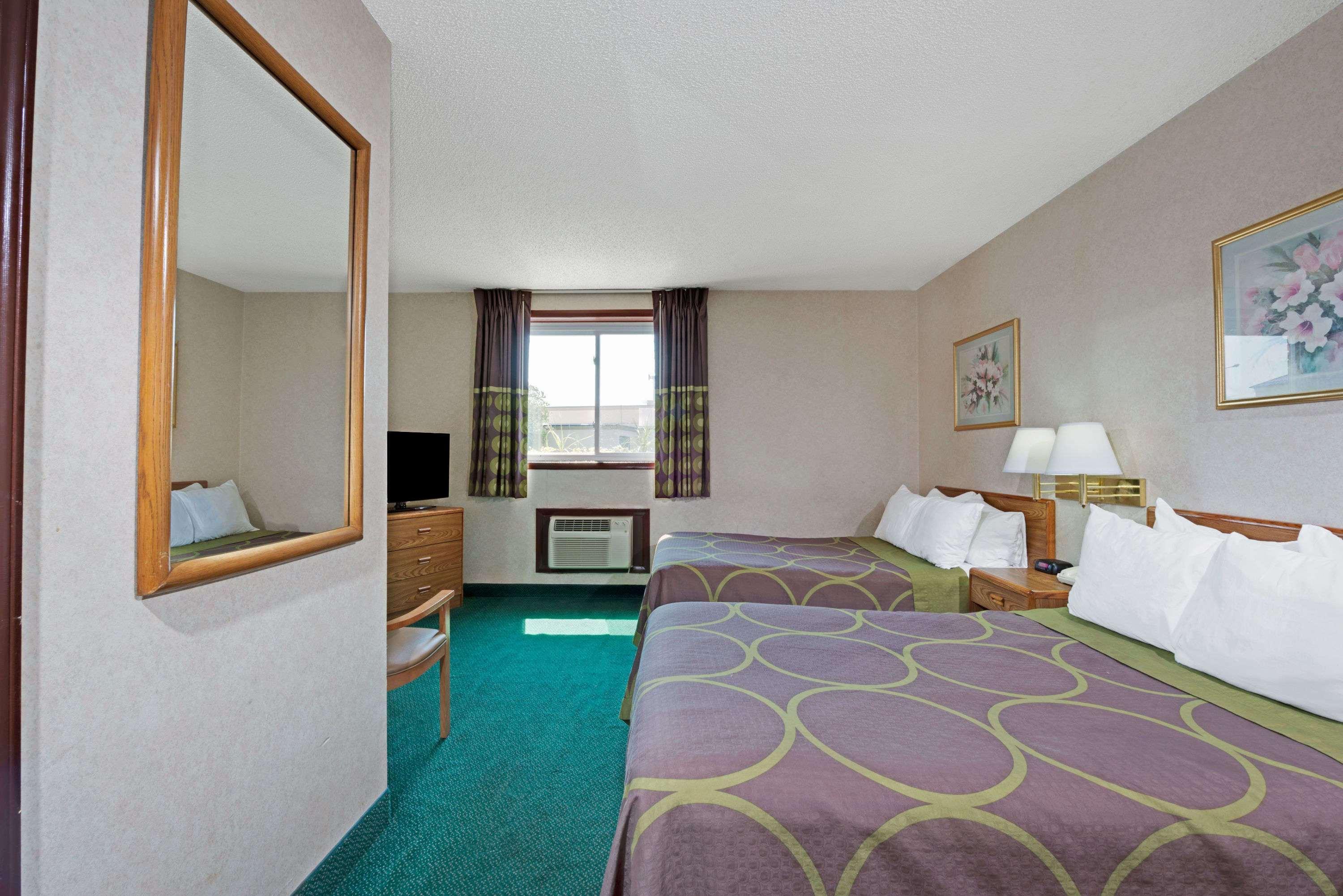Super 8 By Wyndham Kenmore/Buffalo/Niagara Falls Area Extérieur photo