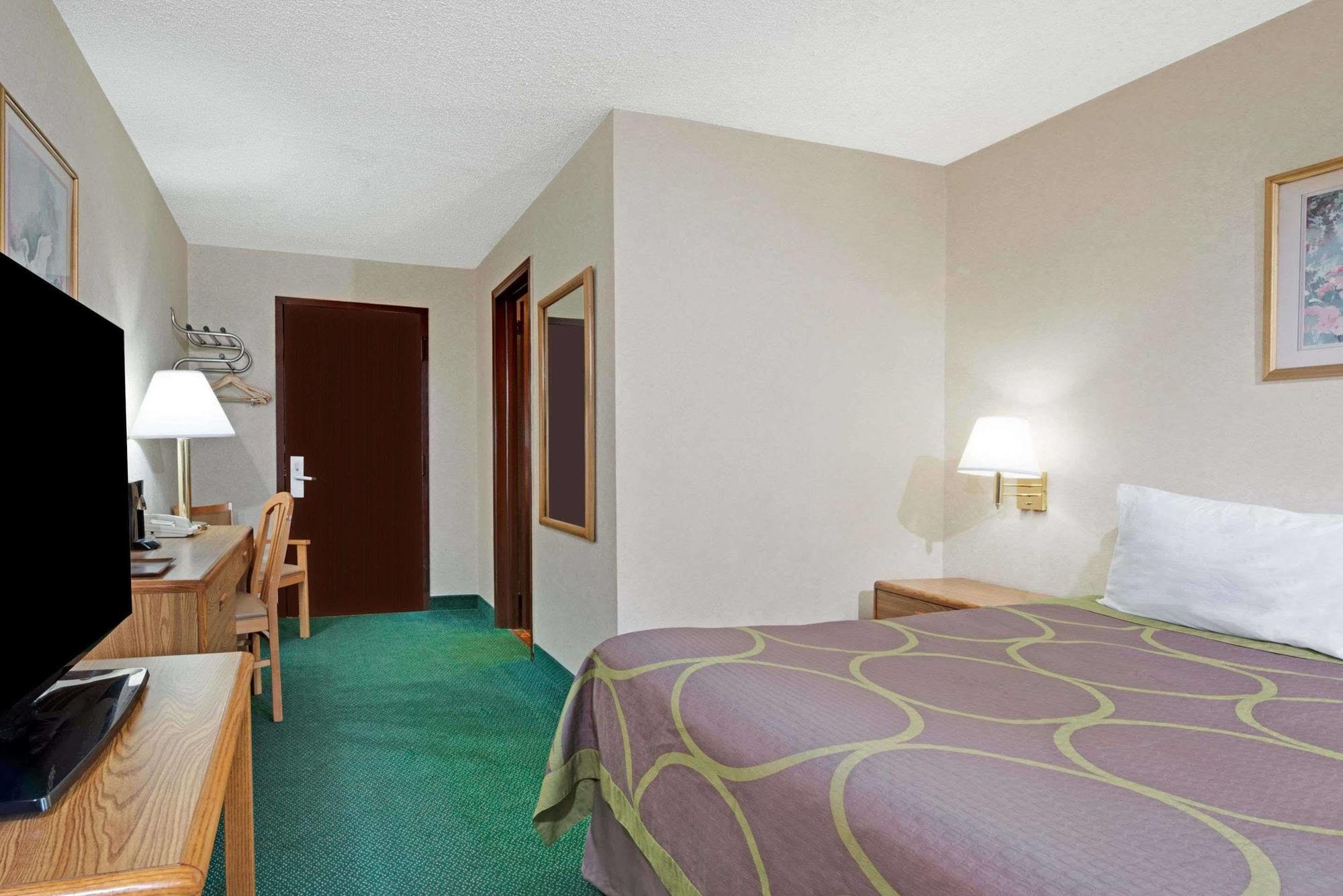 Super 8 By Wyndham Kenmore/Buffalo/Niagara Falls Area Extérieur photo